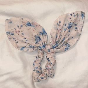LoveshackFancy floral bow hair tie